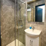 Little Coto Fully Equipped South West By Stae-homes *