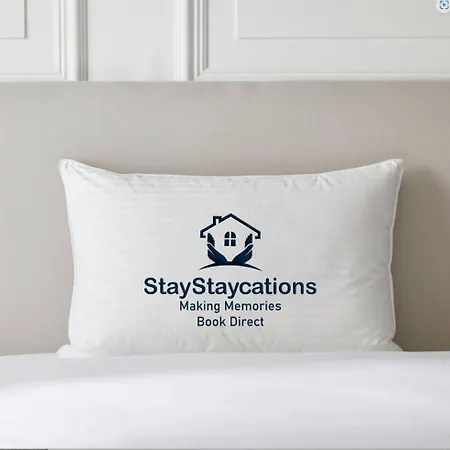 Little Coto Fully Equipped South West By Staystaycations *